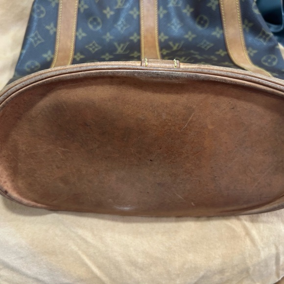 Louis Vuitton Monogram Duffel Bag in Brown and Tan - Picture 10 of 10